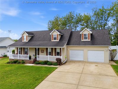 Property at 252 Woodmire Dr, Milton, WV