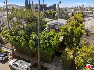 5742 La Mirada Ave