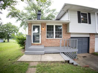 Property at 101 Highridge Ct, Franklin, OH