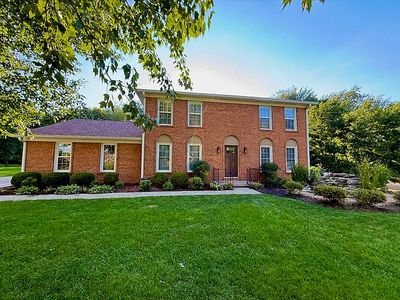 116 Man O War Dr
