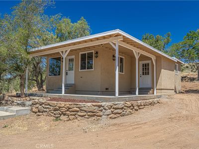 8709 Sierra Hwy