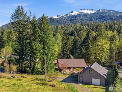 11124 Mountain View Drive