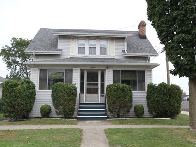 16 W 6th St