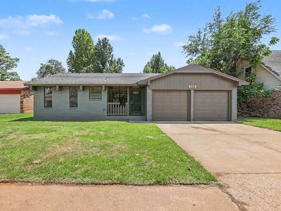 3416 Hillside Dr