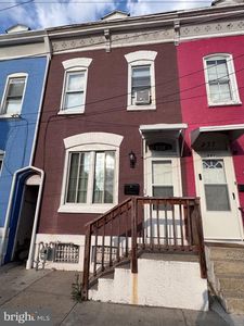 239 Mulberry St