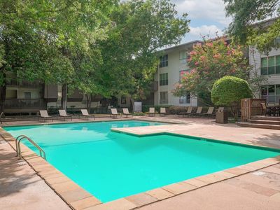 4851 Cedar Springs Rd APT 391