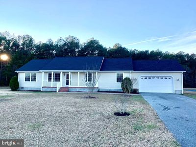 25900 Country Meadows Dr