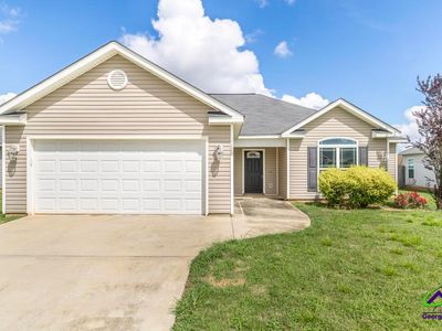 120 Raymond Cir