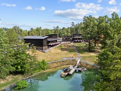 2466/2472 McQueen Way