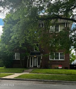 2455 Franklin Ave