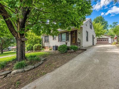 64 Horseshoe Dr