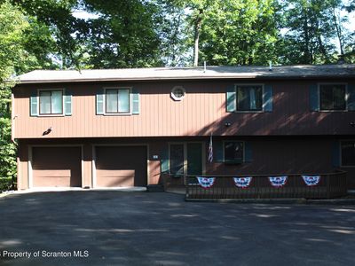 23 Aquarius Ln