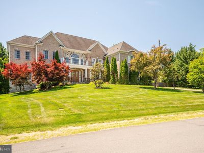 1002 Sherman Ct