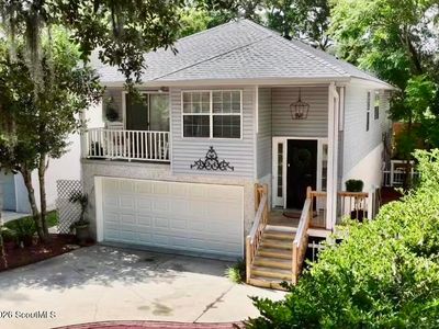 511 Cedar St