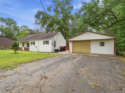 3104 W Glen Ave