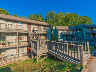 Property at 9245 S Pointe Retreat Dr, Bloomington, IN