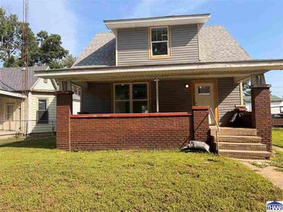 2118 Locust St