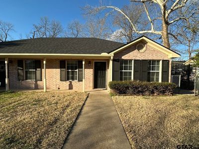 310 & 312 E Dodge St