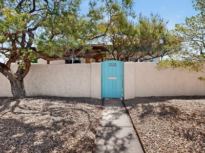 1010 Princeton Dr SE