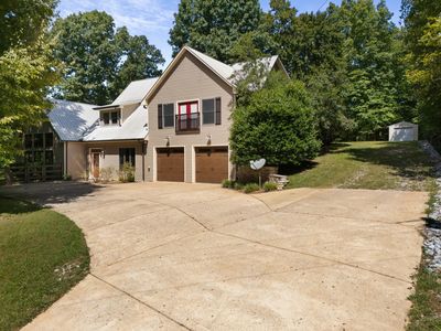480 Defeated Creek Rd