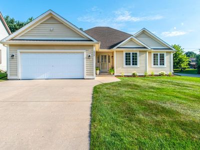 6800 Magnolia COURT