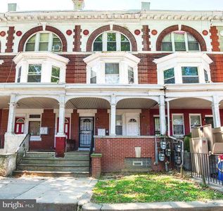 5012 Walnut St