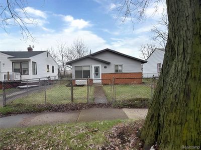 41 E Sheffield Ave