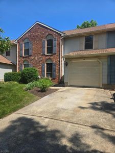 38 Fox Hill Ln
