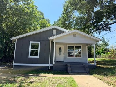 807 McLemore St