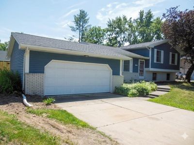 Property at 412 Wilcox Pkwy, Clare, MI
