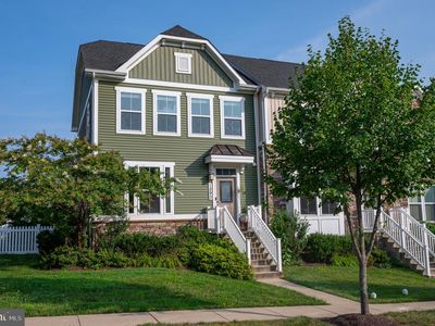 1290 Village Green Way