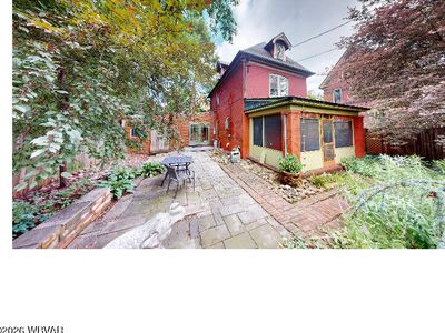 908 Vine Ave