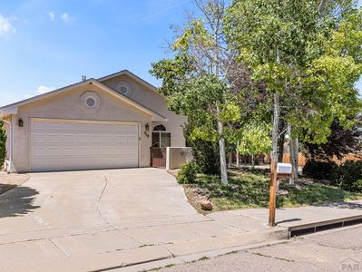 719 Ardath Ln