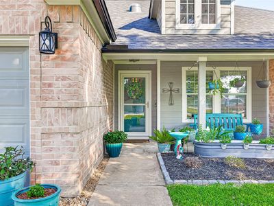 3802 Crestwood Cir
