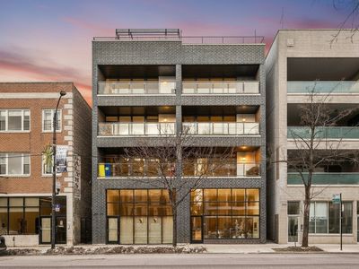 2210 W Chicago Ave #3W