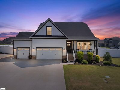 718 Amherst Glen Dr