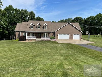 176 Highpoint Ln