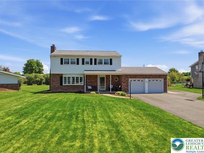 1822 Mark Twain Cir