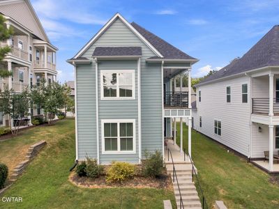 225 W Deaderick St