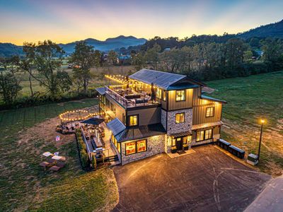 3026 Wonder Meadows Ln