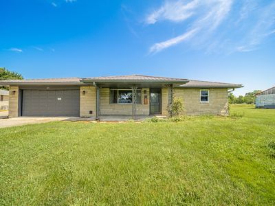 119 W Main St