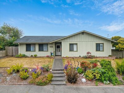 1636 East Ave