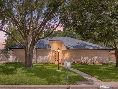 3310 Meadowcreek Dr