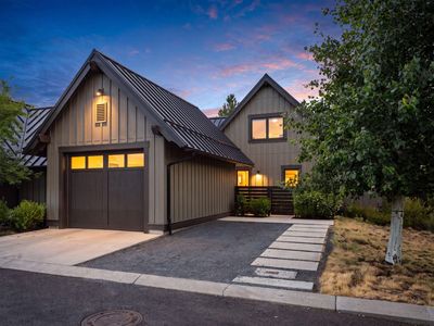 19374 Bonney Ln