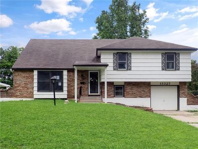 Property at 13327 Donnelly Ave, Grandview, MO