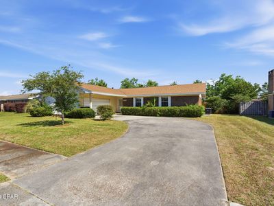 320 Alexander Dr