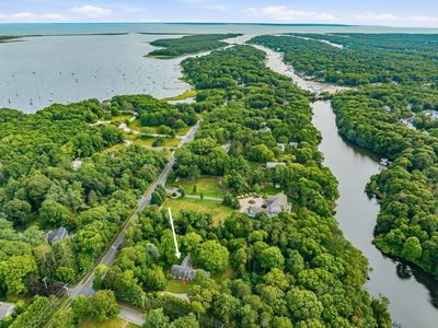 204 Waquoit Highway