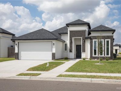 915 Pecan St