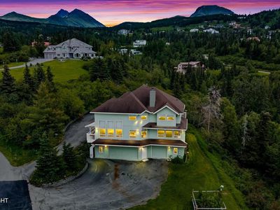 11800 Trails End Rd