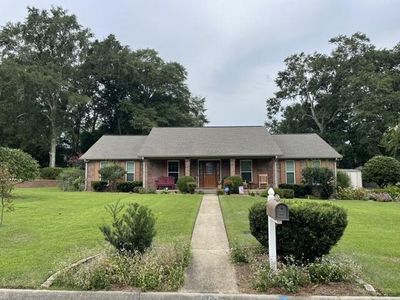 1205 Rampart Dr
